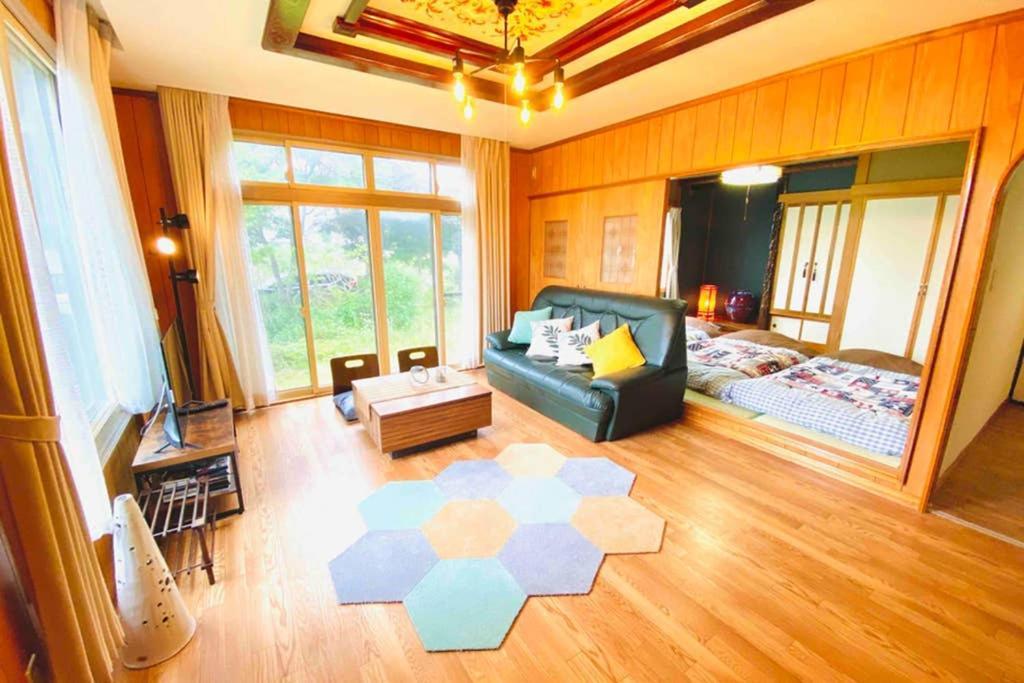 Villa Manyi'S Onsen House 天然温泉マンイの湯 Shiraoi Exterior foto